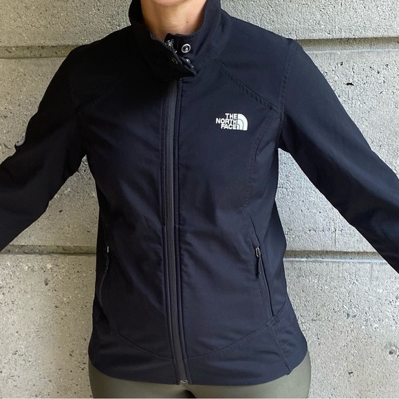 TNF The North Face Windwall Jacket - Picture 10 of 13